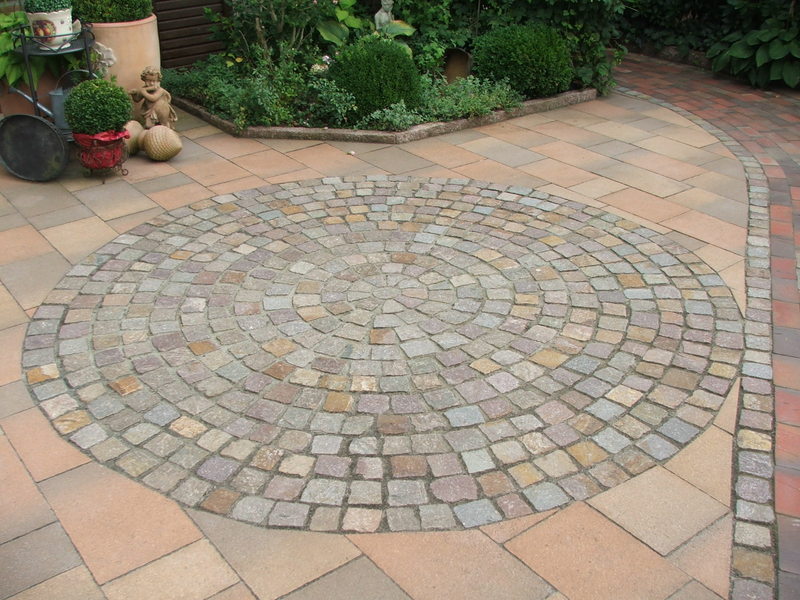 Gartengestaltung,Gehwege,Zufahrten,Eingänge,Pflasterungen